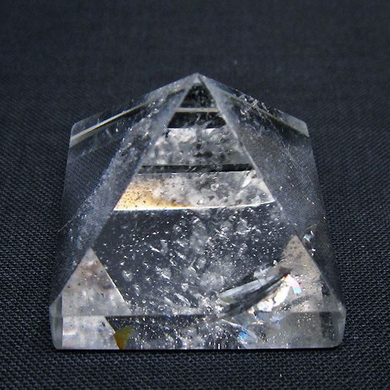 ヒマラヤ水晶ピラミッド[T600-2543]