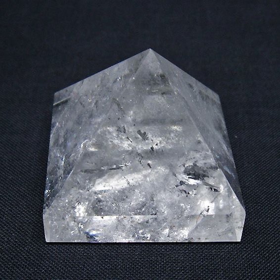 ヒマラヤ水晶ピラミッド[T600-2599]