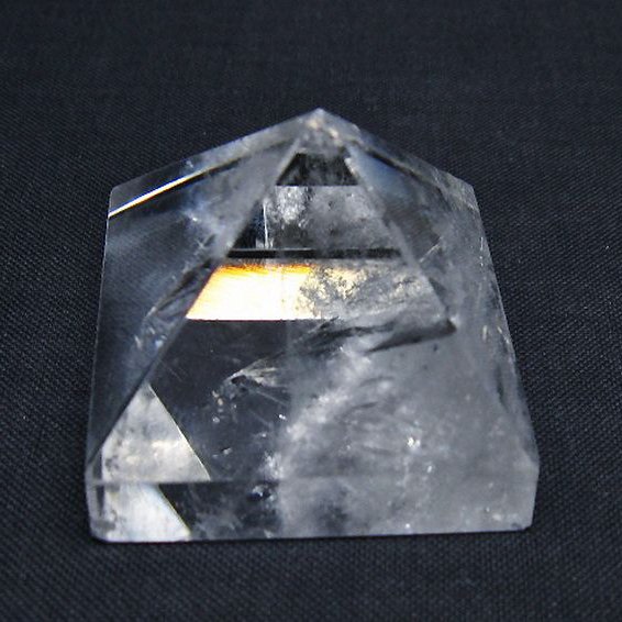 ヒマラヤ水晶ピラミッド[T600-2655]