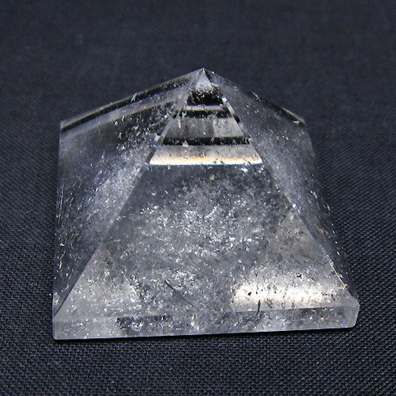 ヒマラヤ水晶ピラミッド[T600-2660]