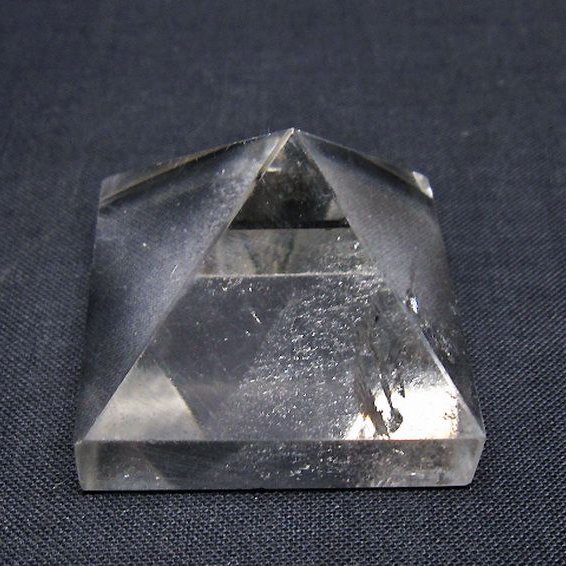 ヒマラヤ水晶ピラミッド[T600-2671]