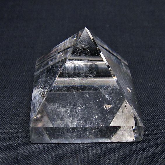 ヒマラヤ水晶ピラミッド[T600-2678]