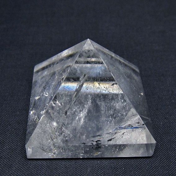 ヒマラヤ水晶ピラミッド[T600-2687]