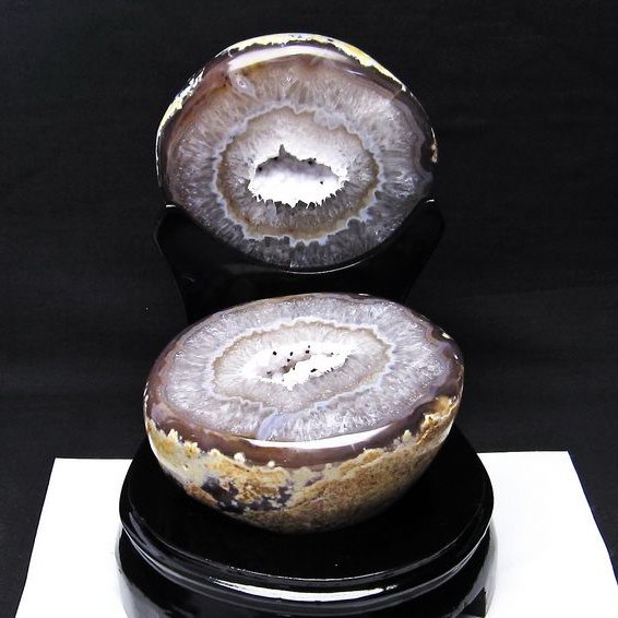 2.7Kg ペア水晶トレジャーメノウ[T604-6211]