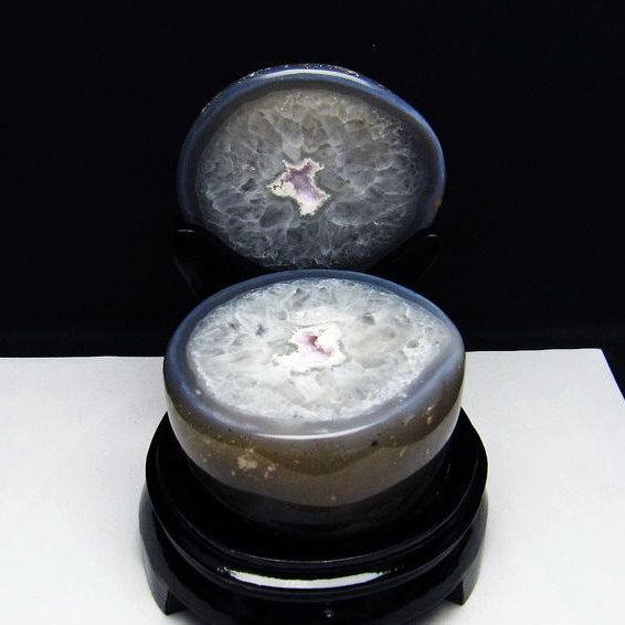 1.4Kg ペア水晶トレジャーメノウ[T604-6557]