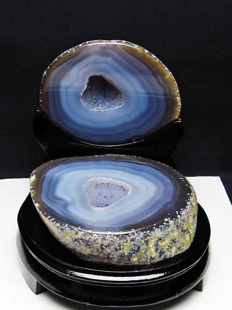 2.2Kg ペア水晶トレジャーメノウ[T604-7615]