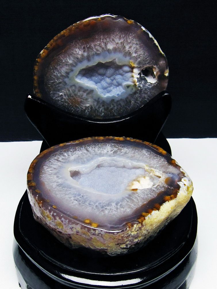 1.1Kg ペア水晶トレジャーメノウ[T604-7647]