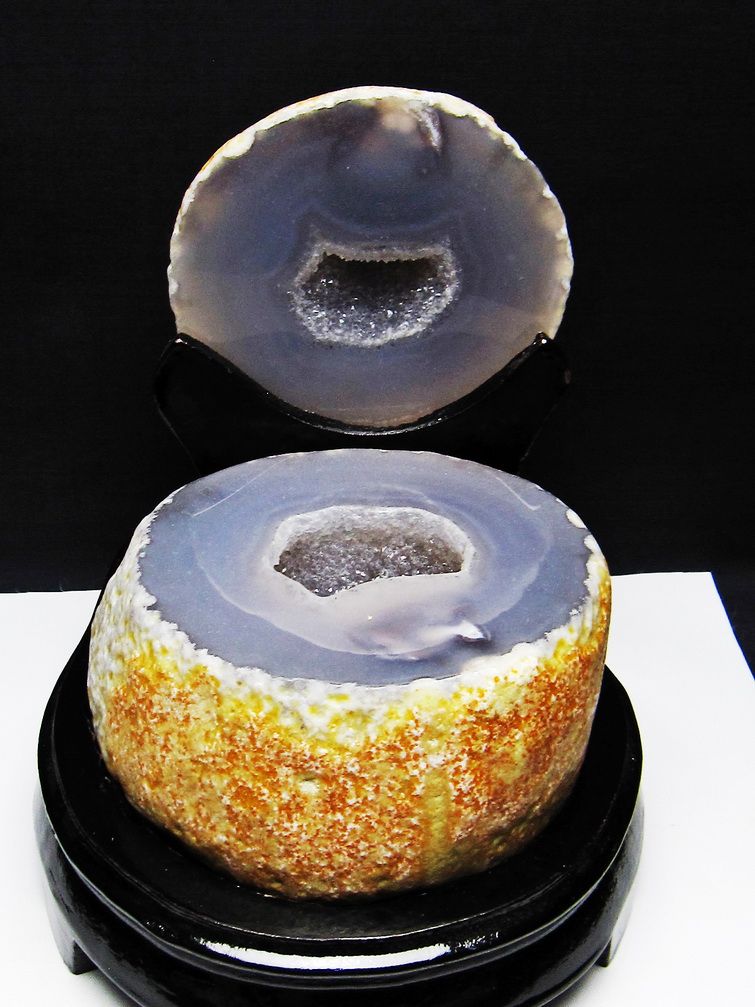 2.3Kg ペア水晶トレジャーメノウ[T604-7658]