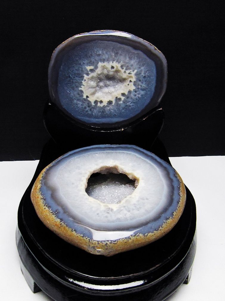 1Kg ペア水晶トレジャーメノウ[T604-7674]