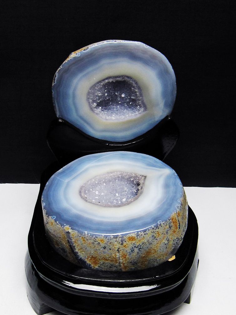 1.4Kg ペア水晶トレジャーメノウ[T604-7679]