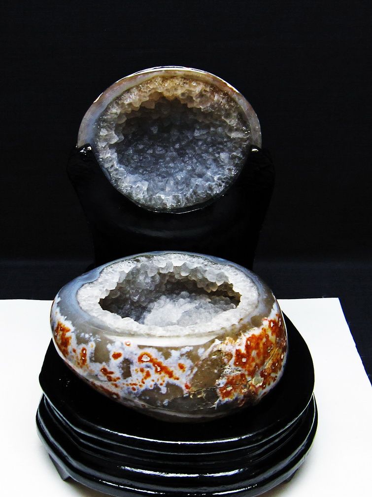 1.1Kg ペア水晶トレジャーメノウ[T604-7725]