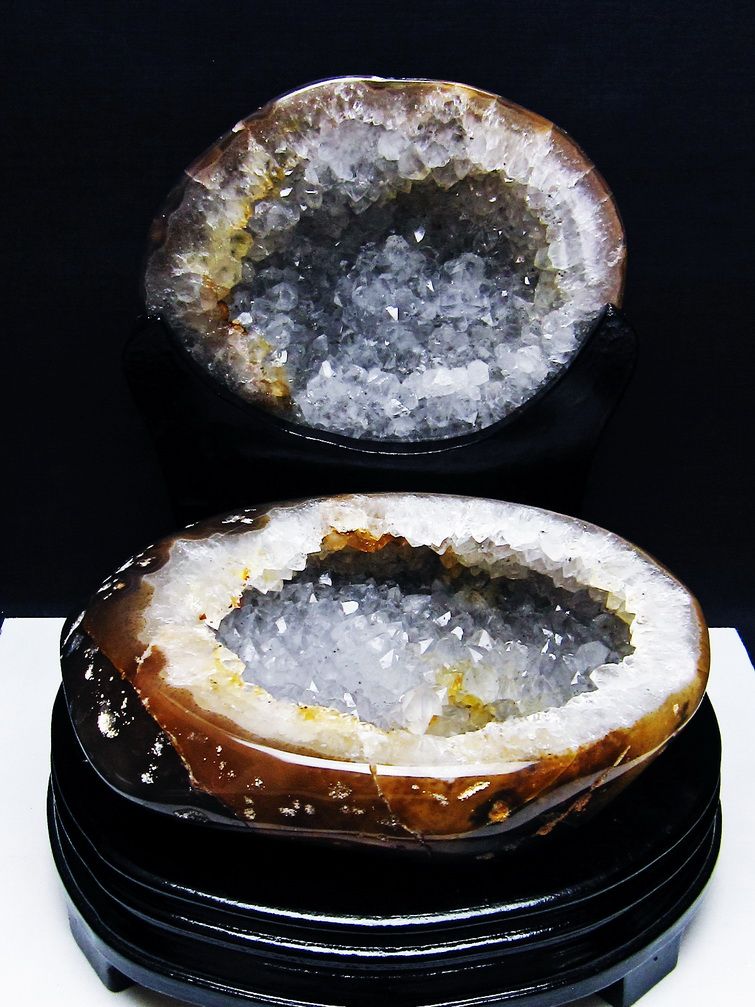 2.6Kg ペア水晶トレジャーメノウ [t604-7970]