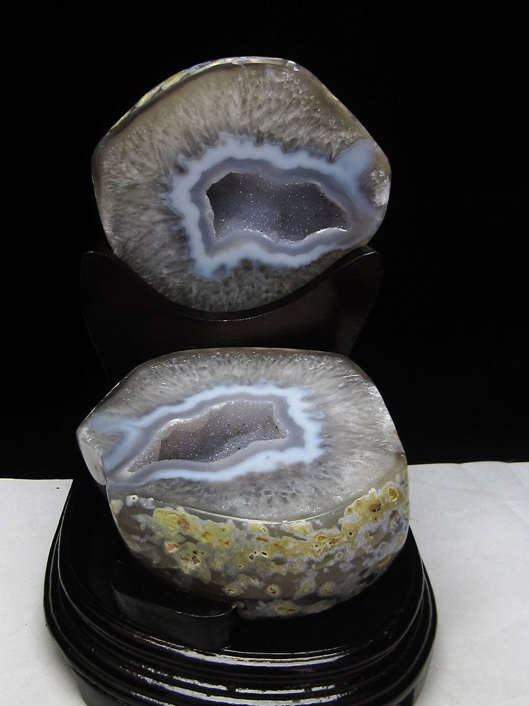 2.8Kg ペア水晶トレジャーメノウ[T605-2463]