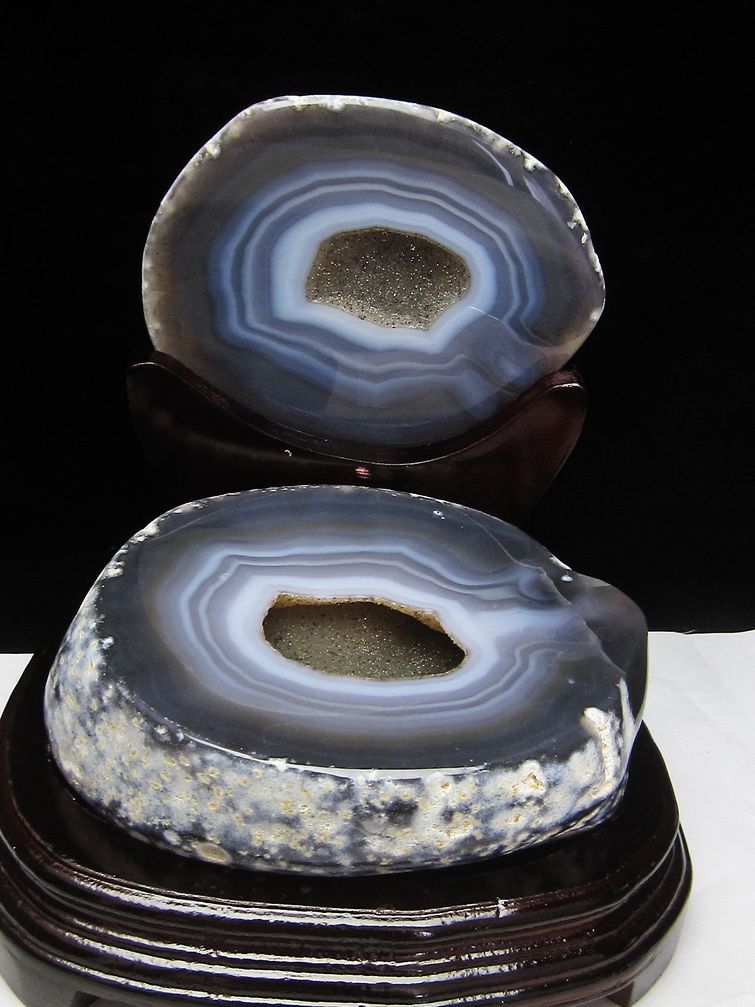 2.7Kg ペア水晶トレジャーメノウ[T605-2466]