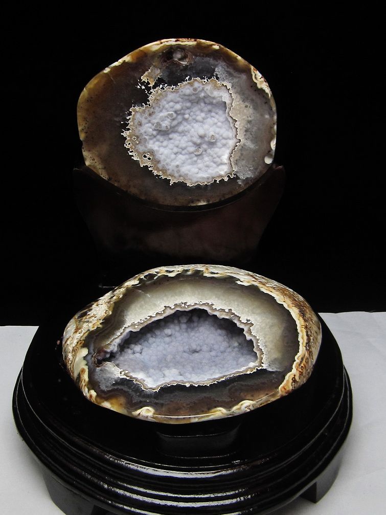 1.7Kg ペア水晶トレジャーメノウ[T605-2467]