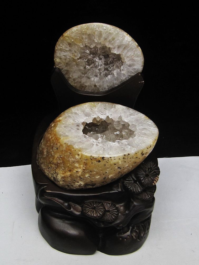 ウルグアイ産 ペア水晶トレジャーメノウ[T605-2514]