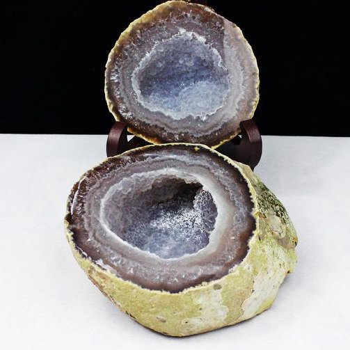 1.3Kg ペア水晶トレジャーメノウ[T605-3600]