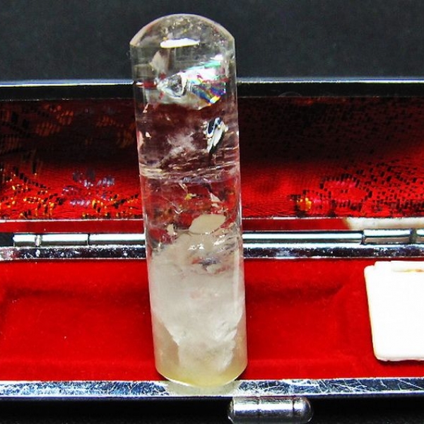 虹入り ヒマラヤ水晶 印材　※別途料金で篆刻可能 15mm [T607-145]