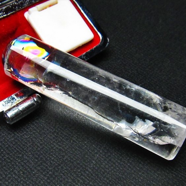 虹入り ヒマラヤ水晶 印材　※別途料金で篆刻可能 14mm [T607-164]