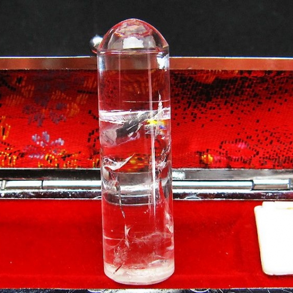 虹入り ヒマラヤ水晶 印材　※別途料金で篆刻可能 15mm [T607-83]