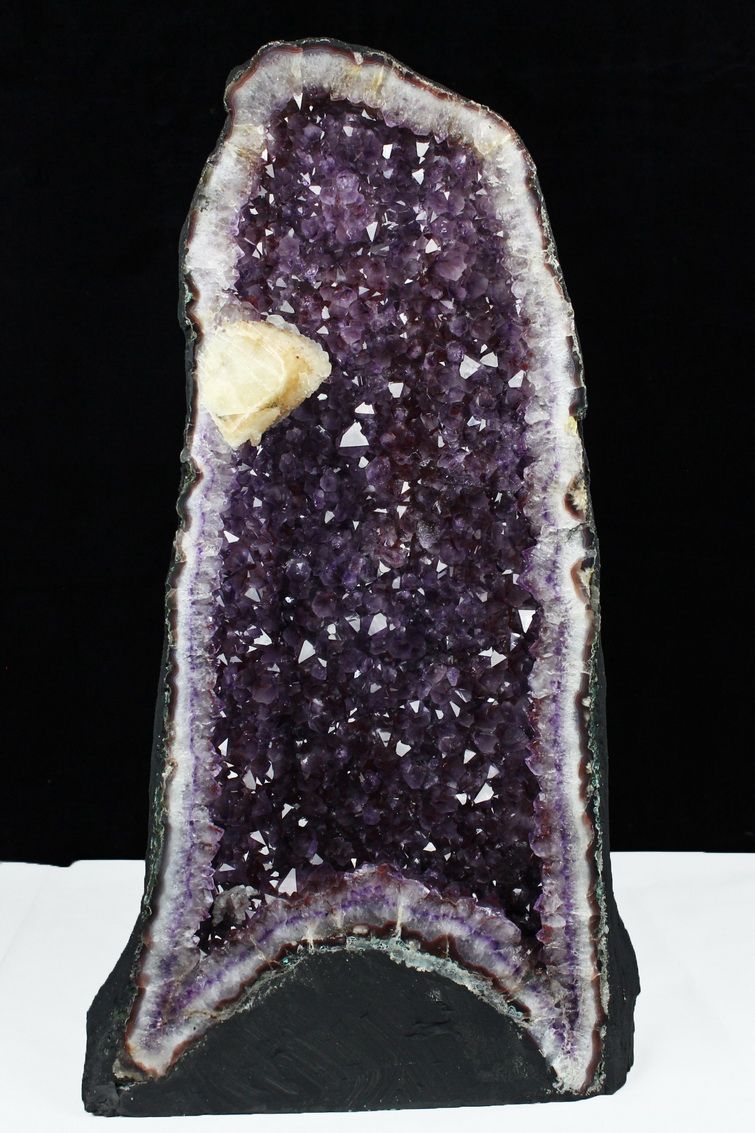 31.1Kg ブラジル産 カルサイトアメジストドーム 同梱不可 [T611-10058]