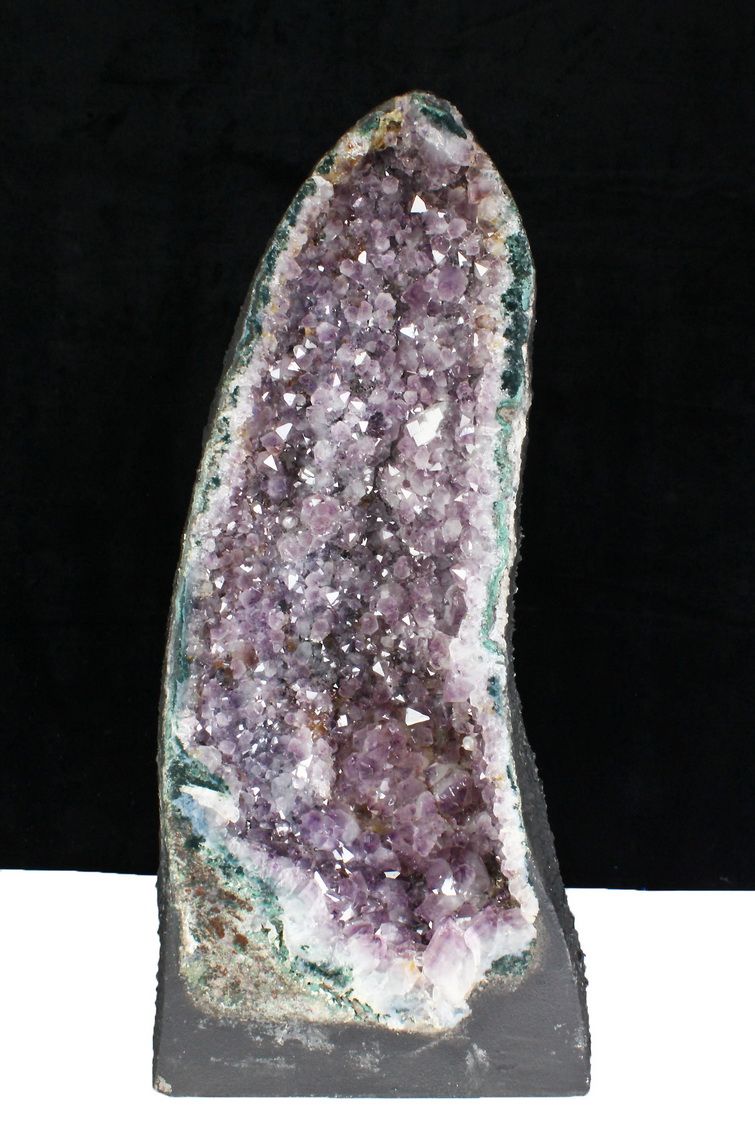 32Kg ブラジル産 アメジストドーム 同梱不可 [t611-10658]