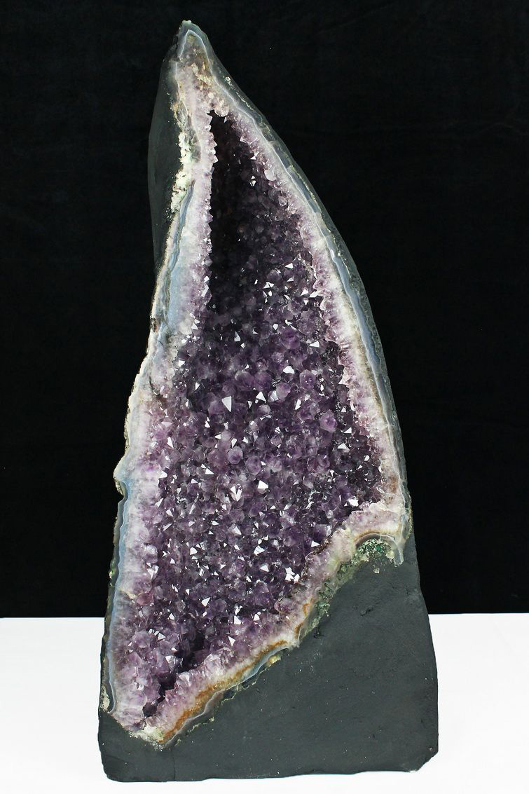 38.9Kg ブラジル産 アメジストドーム同梱不可[T611-9244]