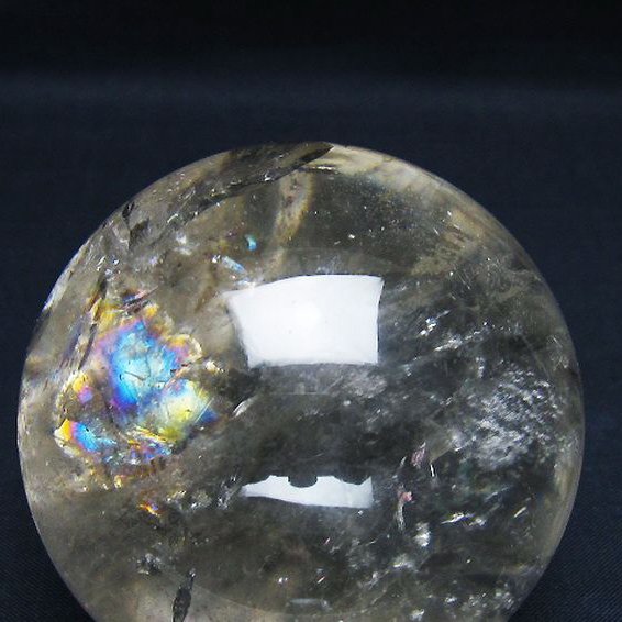 虹入り ヒマラヤ水晶 丸玉 66mm [t62-16267]