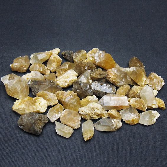 ルチル入り 水晶 原石 [t626-1604]