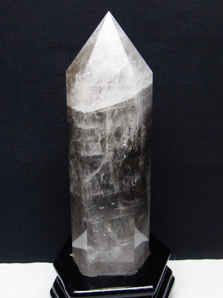 虹入り ライトニング水晶 六角柱[T627-6740]