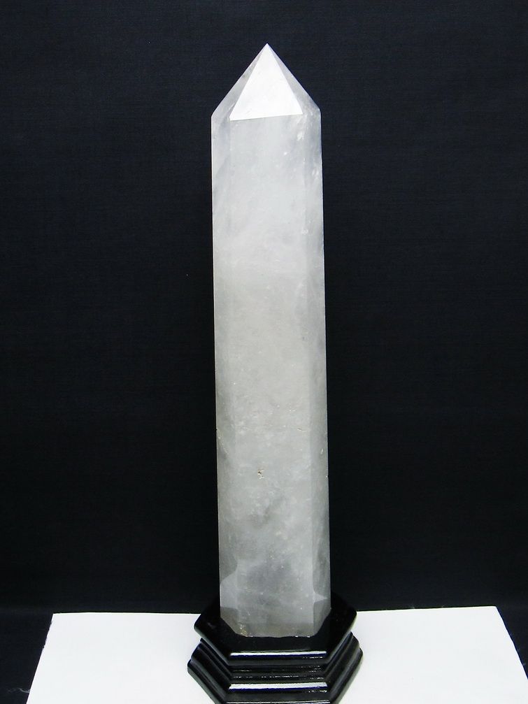 1.9Kg ヒマラヤ水晶 六角柱 [t627-6975]