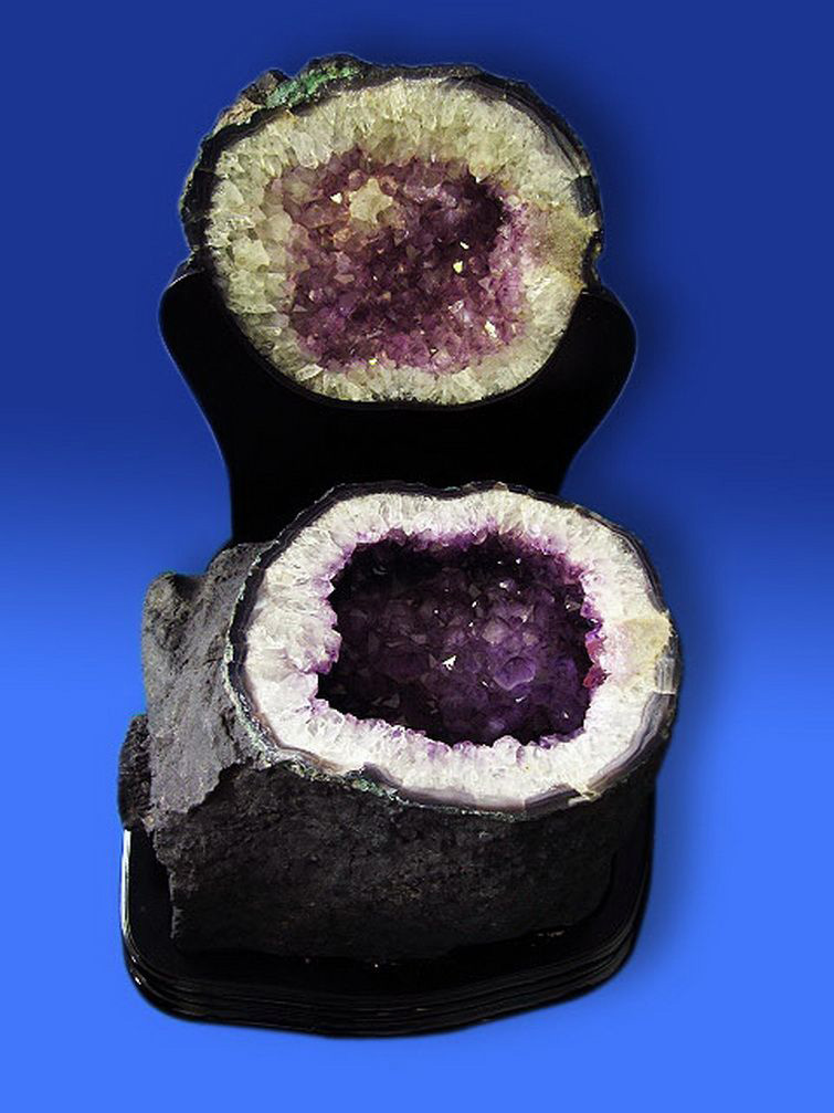 47.7Kg ペア水晶トレジャーアメジスト同梱不可[T631-16]