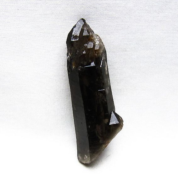 ブラジル産 モリオン 純天然 黒水晶 原石 [t633-2761]
