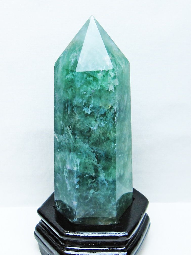 1.7Kg フローライト 六角柱[T634-5464]