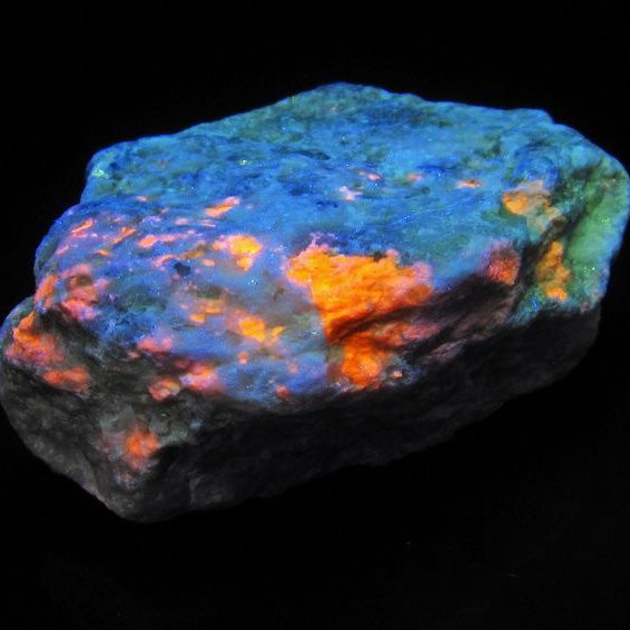 ハックマナイト 原石[T636-1776]