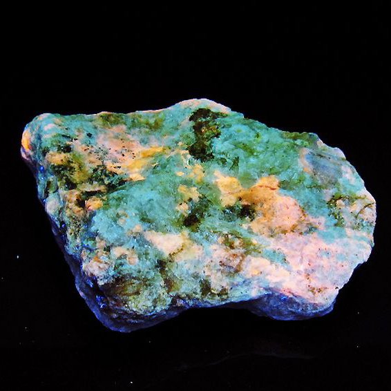 ハックマナイト 原石[T636-2174]