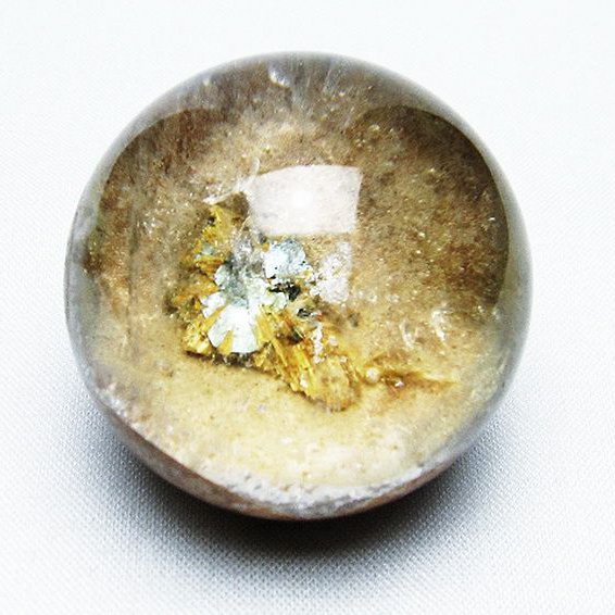 ゴールドタイチンルチル入り 水晶 丸玉 40mm [T637-4406]