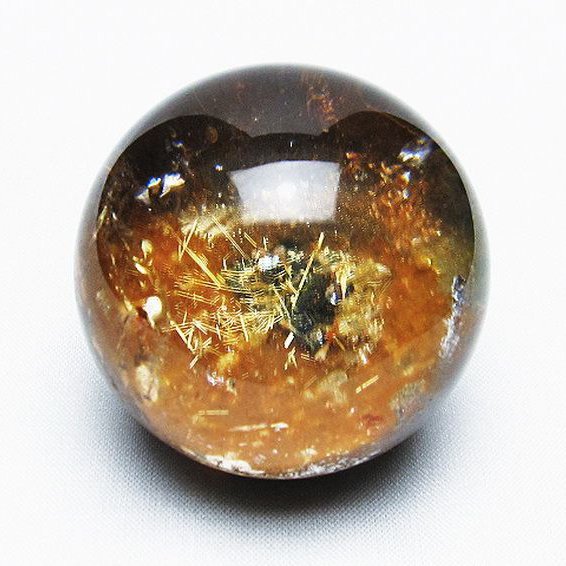 ゴールドタイチンルチル入り 水晶 丸玉 51mm [T637-4423]