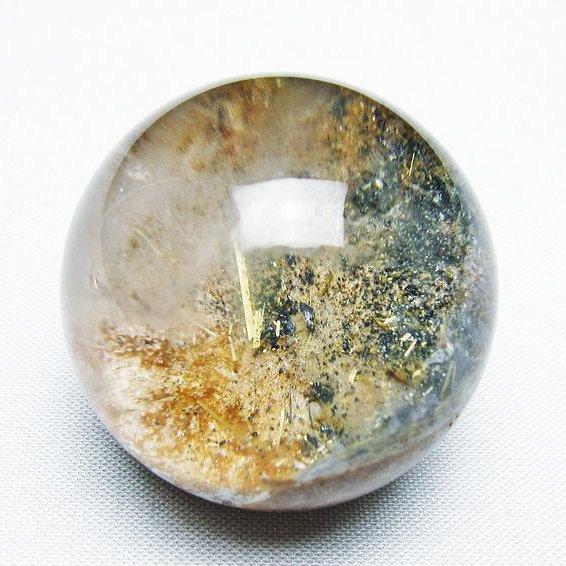 ゴールドタイチンルチル入り 水晶 丸玉 37mm [T637-4626]