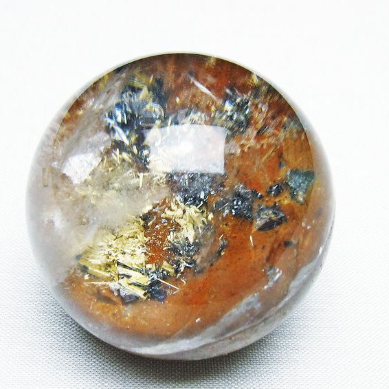 ゴールドタイチンルチル入り 水晶 丸玉 44mm [T637-4686]