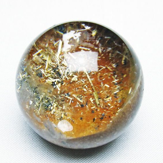 ゴールドタイチンルチル入り 水晶 丸玉 40mm [T637-4713]