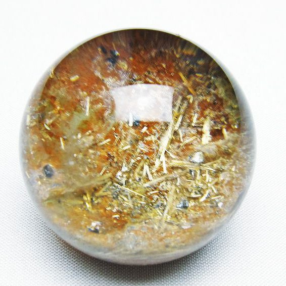 ゴールドタイチンルチル入り 水晶 丸玉 44mm [T637-4724]