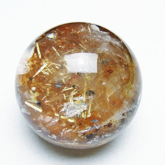 ゴールドタイチンルチル入り 水晶 丸玉 51mm [T637-4738]