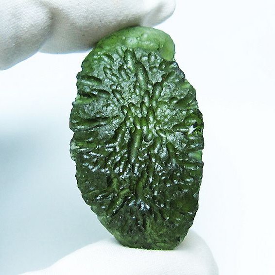 モルダバイト 原石[T64-802]