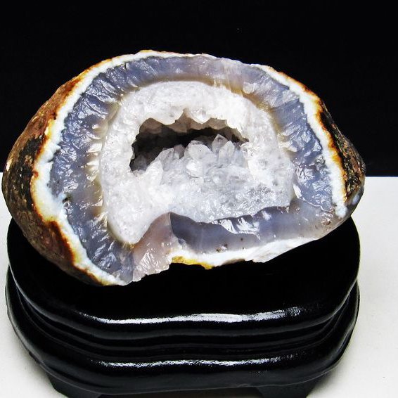 1Kg ウルグアイ産  アゲート水晶ドーム[T640-2150]