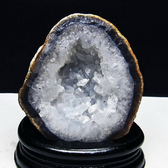 ウルグアイ産  アゲート水晶ドーム[T640-2184]