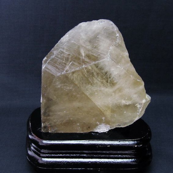 1.1Kg ライトニング水晶 原石[T641-1481]