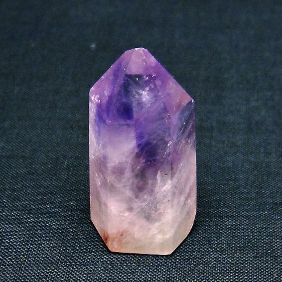 アメジスト 六角柱 [t642-5998]
