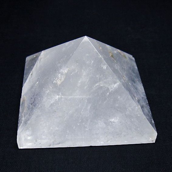ヒマラヤ水晶ピラミッド[T648-3514]