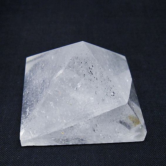 ヒマラヤ水晶ピラミッド[T648-3536]
